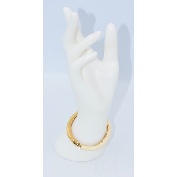 ST. JOHN Designer Ivory Enamel Bangle Bracelet - Picture 2 of 5